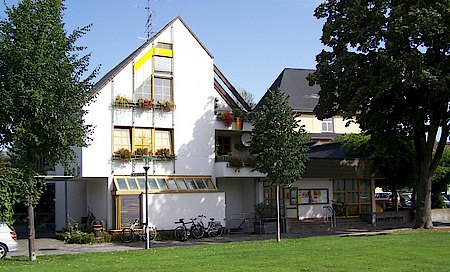 Georg-August-Zinn-Haus